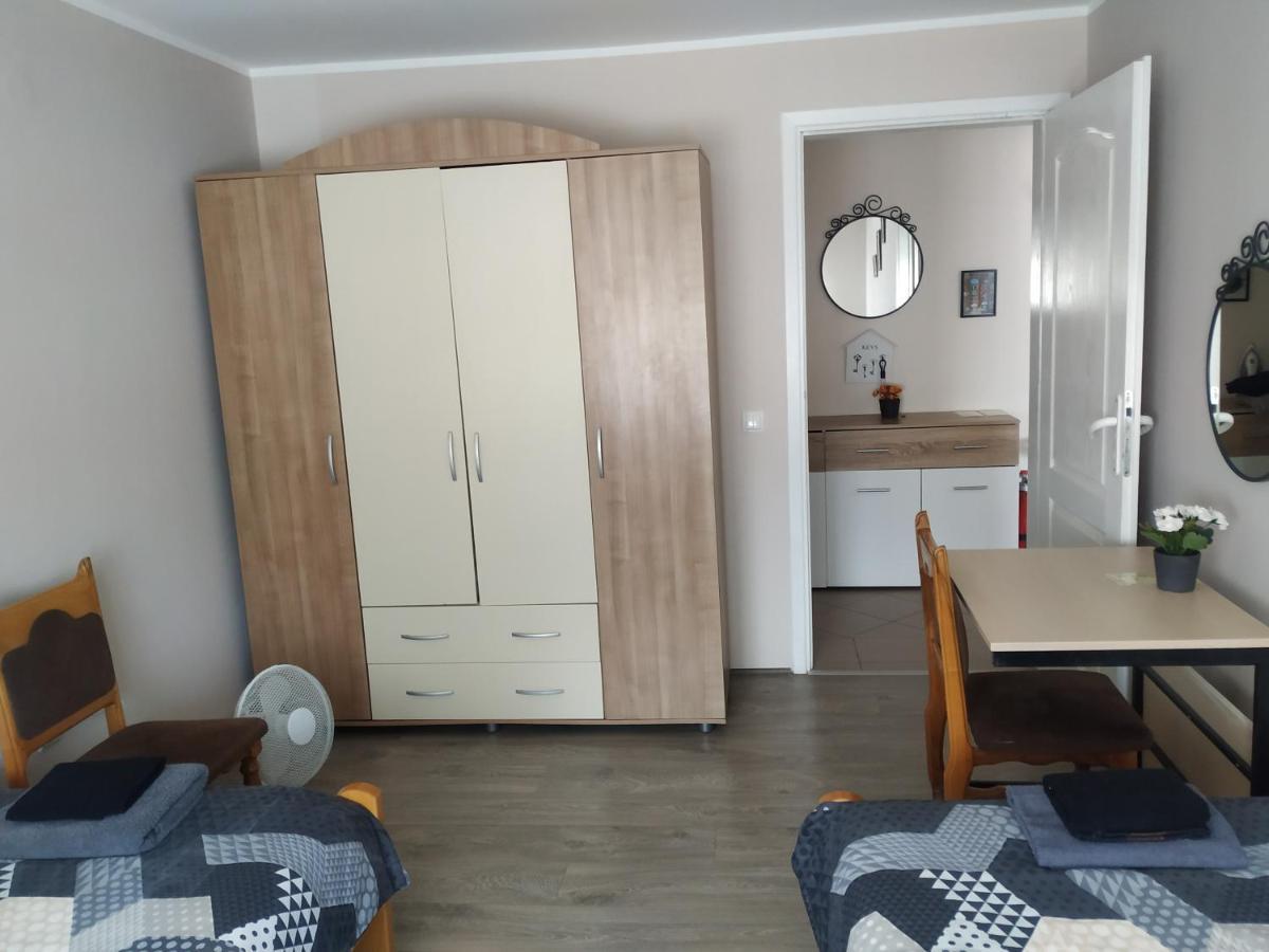 Ariana Apartman Kragujevac Zewnętrze zdjęcie